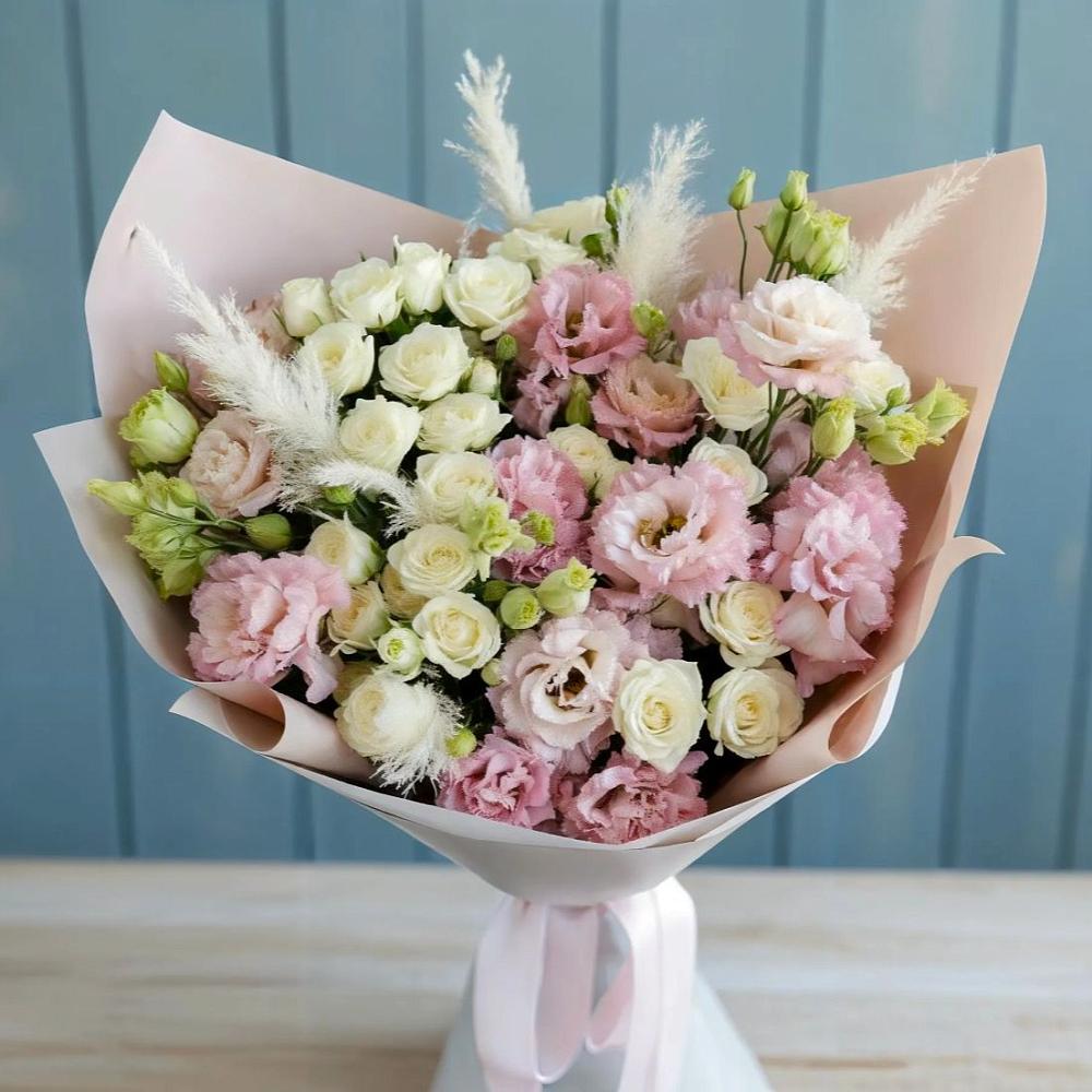 Букет цветов из: Альстромерии и Розы в Наро-Фоминске