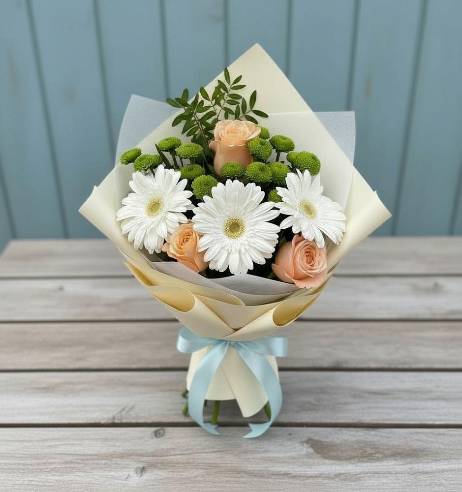 Букет цветов из: Герберы, Розы и Хризантемы в Наро-Фоминске