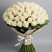 Букет 101 беля роза Белоснежка в Наро-Фоминске