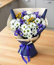 Букет цветов из:  Розы, Ирисы и Хризантемы в Наро-Фоминске