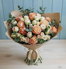 Букет цветов из:  Альстромерии и Розы #REPLACE_PRED# Наро-Фоминске